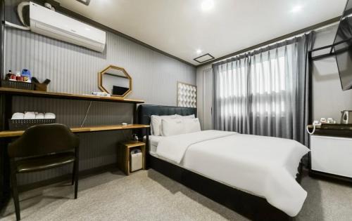 Jinhae Hotel | The Sharp Hotel