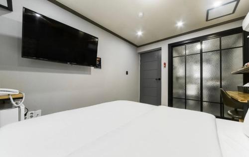 Jinhae Hotel | The Sharp Hotel