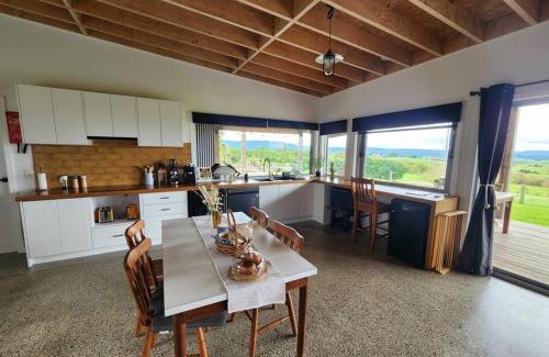 Jerrara House | The Shedio On Saddleback