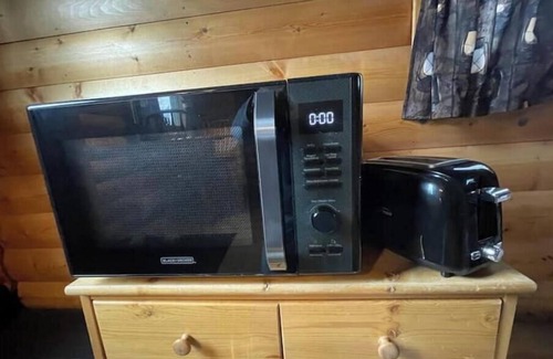 Division No. 11 Cabin | The Sheep Camp cabin- Bear Creek Cabins