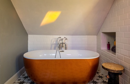 Lower Godney Hotel | The Sheppey Inn