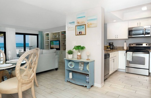 Redington Shores Condo | The Shores, updated Beach Front Condo, balcony with direct Gulf view, pool.