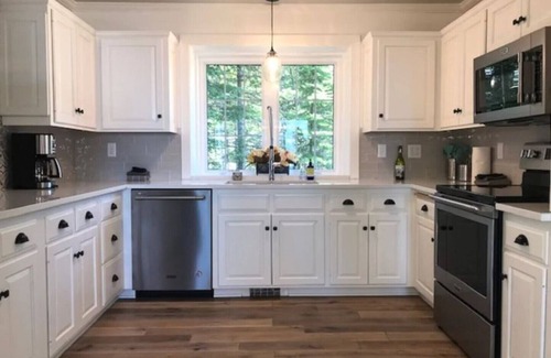 Croftville House | The Silver Hilton on Lake Superior!