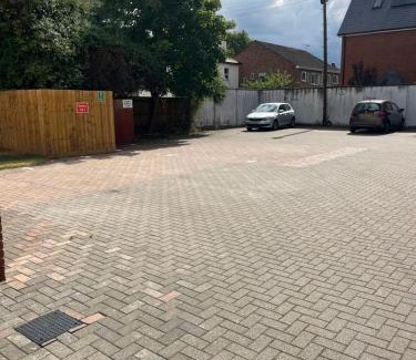 Rushmoor District Apartment | The Silverdale Court No6