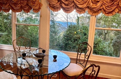 Kalorama House | The Sister Cottage