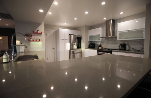 Chatsworth House | The Skyline: HOT TUB/Views/Firepit/Chic 3BR