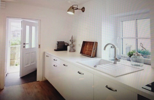 Trier-West/Pallien House | The small cottage by the stream