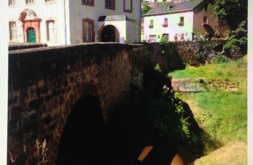 Trier-West/Pallien House | The small cottage by the stream