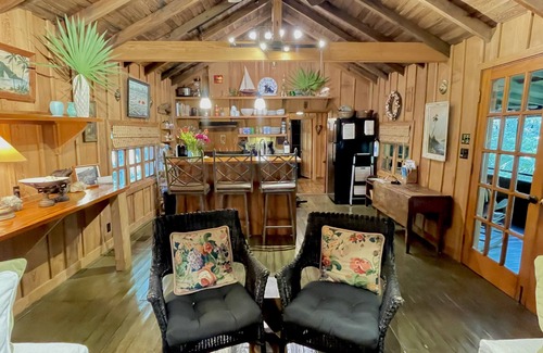 Grayton Beach Cottage | The Smith House - Updated Historic Charm