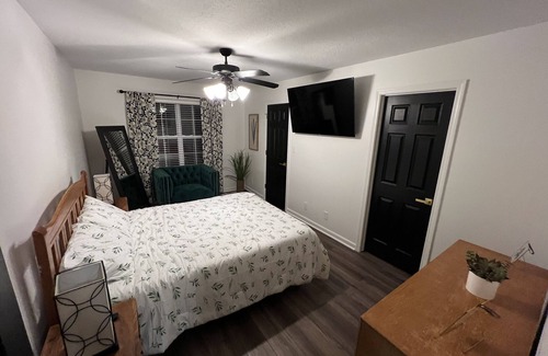 Clarksville Condo | The Sparrow's Nest, BOHO inspired stay close to shopping, dining, and Nashville.