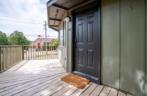 Oxford Condo | The Speak Easy, Discounted for S. Carolina game!