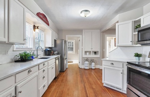 Northeast Neighbors House | The Spot! Close to everything
