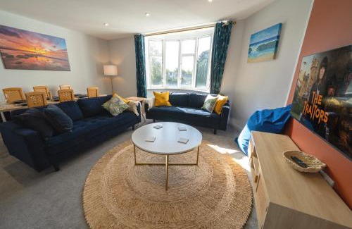 Westbourne Apartment | The Sprinkle Pad 3BR Luxury Family Retreat
