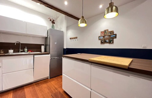 Saint-Cyprien Apartment | The St Cyp' - Bricked wall and cozy in Toulouse