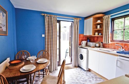 Woodbridge House | The Stables - E3491