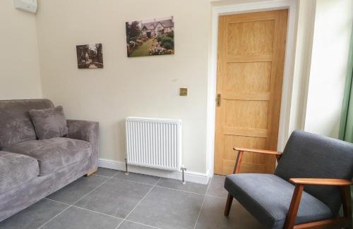 Hendrerwydd House | The Stables