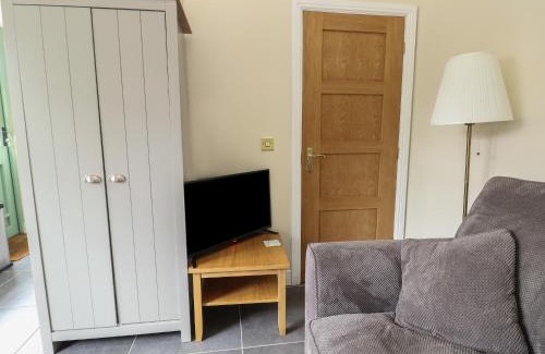 Hendrerwydd House | The Stables