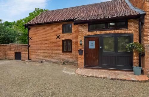 Dunston House | The Stables