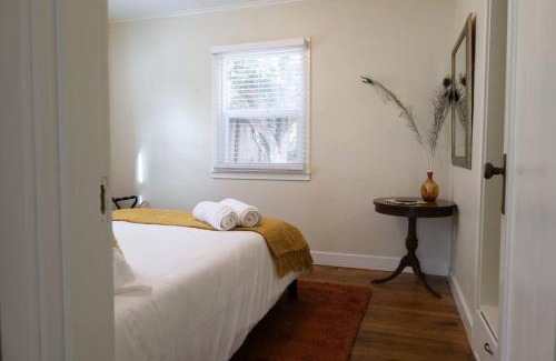 Downtown Klamath Falls House | The Stardust Cottage Near Downtown Klamath Falls