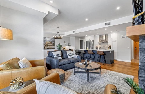 Canmore Apartment | THE STATION - 2BD 2BTH Perfect Basecamp To Explore Canmore