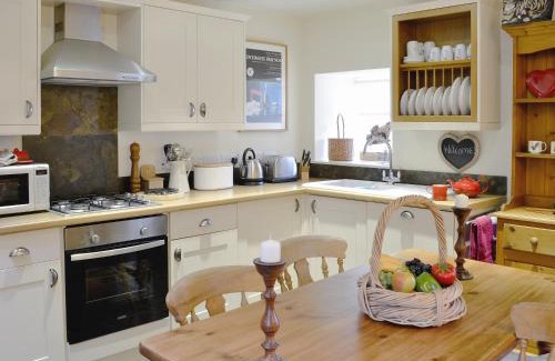 Kirkcudbright House | The Steading At Nabny
