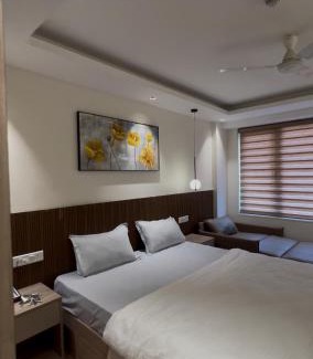 Jaypee Greens House | The Sterling twilight