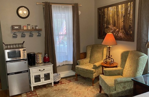 Crawford Hotel | The Stone House Inn