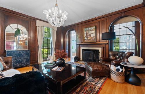 Fairfield House | The Stormhaven Mansion Short Or Mid Term Stays