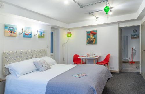 Brighton Apartment | The Studio @ 93 Bernard Rd