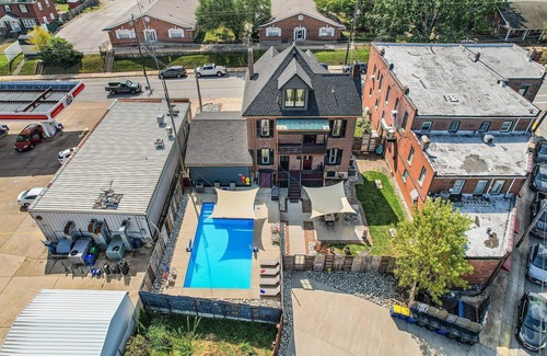 Washington House | The Studio w/Shared Bath