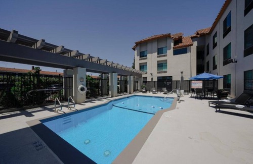 Santa Clara House | The stylish, sophisticated architecture and warm Rooms for you !