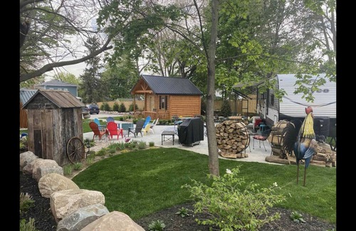 Flushing House | The Summer House at 319 Chamberlain St.