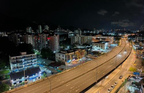 Kampung Sungai Nibong Apartment | The Sun 1 or 3BR Bayan Lepas 4 to 10 pax WL