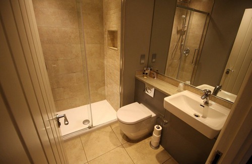 Swindon House | The Sun Inn