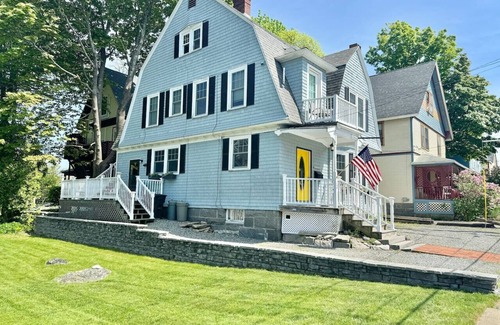 Bar Harbor Apartment | The Sun Island Room - Lafayette Inn Bar Harbor