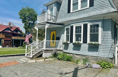 Bar Harbor Apartment | The Sun Island Room - Lafayette Inn Bar Harbor