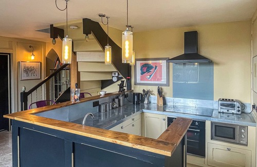 Middlemarsh Cottage | The Sunday Schoolroom
