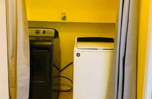 Southeast Colorado Springs Apartment | The Sunset 2-bedroom apartment near COS Airport