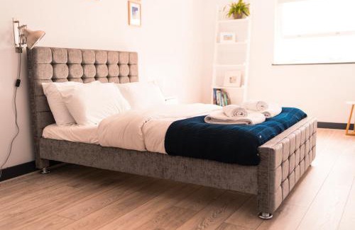 Margate Apartment | The Sunset Apartment - Margate Beach - By Goldex Coastal Breaks