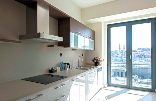 Bagcilar Hotel | The Superior Living Batisehir