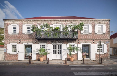 Lurin Apartment | The Swedish House - Historic, personal, and memorable