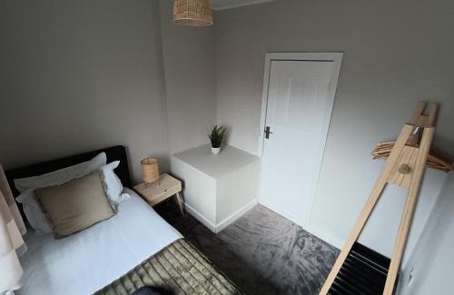 Darlington House | The Tansley Gardens