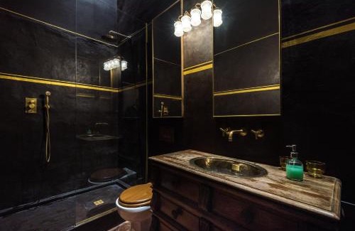 Sant' Ambrogio Apartment | The Terrace in Florence Apt