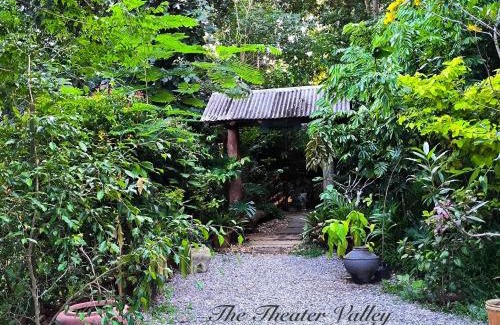 Saluang House | The Theater Valley เดอะ เธียเตอร์ วาเลย์