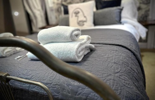 Chepstow Hotel | The Three Tuns