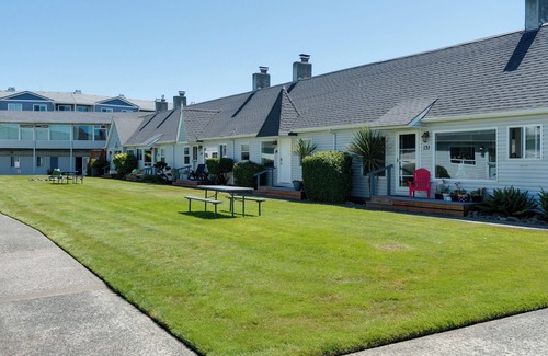 Seaside Cottage | The Tides by the Sea - Entire rental unit in Seaside, Oregon, United States