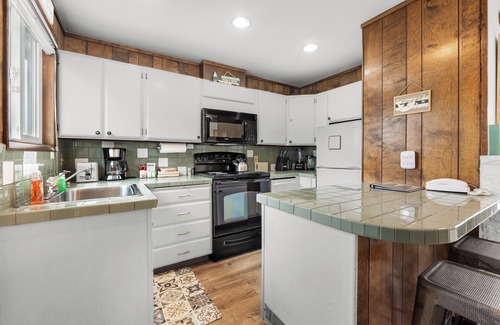 Seaside Cottage | The Tides by the Sea - Entire rental unit in Seaside, Oregon, United States