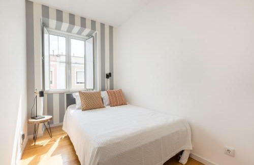 Penha de Franca Apartment | The Tile House 95