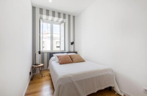 Penha de Franca Apartment | The Tile House 95