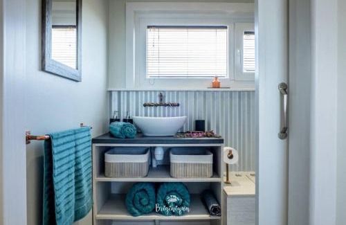 St. Helena Bay House | The Tin Shack